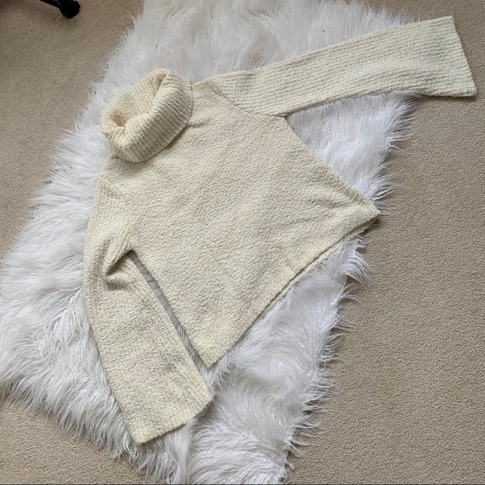 Cream Cropped Turtleneck Sweater